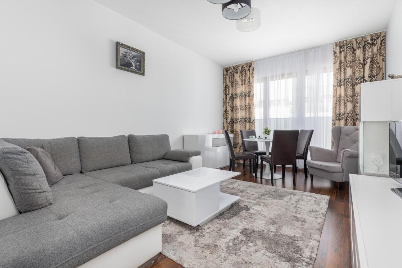 Platan Apartments Swinoujscie Center IV By Noclegi Renters Dış mekan fotoğraf